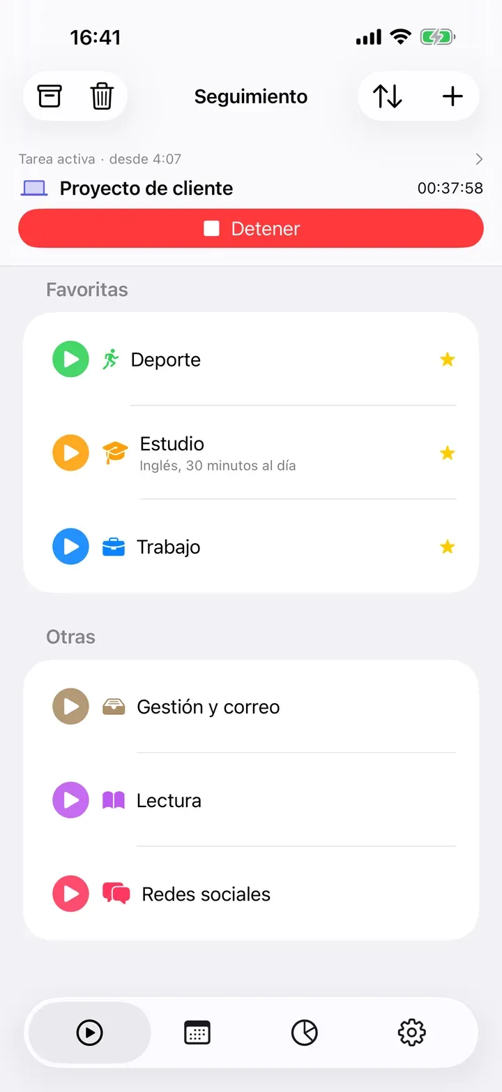 La pestaña Seguimiento con una tarea en curso y las favoritas arriba